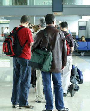 Airports gaining insight from queues Deacon: “Airports can gain an insight into what’s happening in real-time at security search and at any other area in the terminal where there is a queue.”
