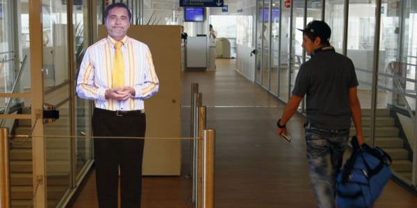Holograms implemented at at Paris-Orly’s Terminal to provide real-time information to passengers Holograms implemented at at Paris-Orly’s Terminal to provide real-time information to passengers