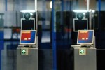 UK government report criticises iris scanning e-gates