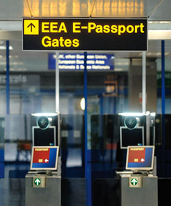 UK government report criticises iris scanning e-gates UK government report criticises iris scanning e-gates