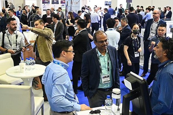Vibrant FTE Asia Expo exhibition hall showcasing airport and airline innovations