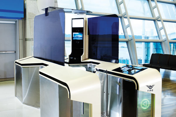 Incheon International Airport Corporation’s (IIAC) U-Airport concept is continually being developed and it currently covers U-Self Check-in, U-Departure Gate, U-Immigration and U-Automated Boarding.
