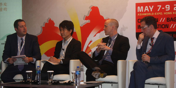 Nobutaka Knoyagi from ANA All Nippon Airways, Bart Houlleberghs of Type22 and KLM’s Victor Vaessen