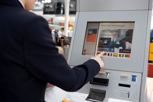 Kuwait Airport installs first self-service check-in kiosks