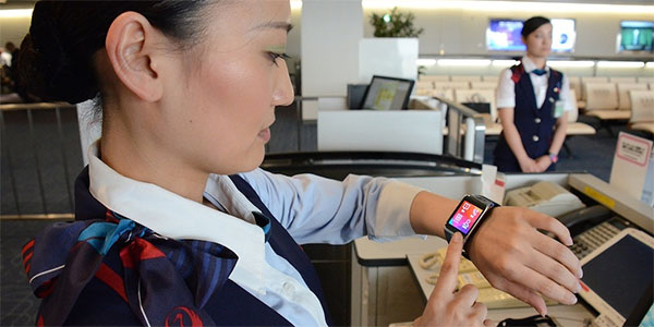 Japan Airlines recently trialled iBeacons and smartwatches at the gate at Tokyo Haneda Airport