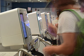 Geneva Airport doubles the number of self-service bag drop units