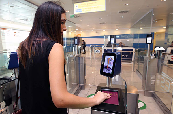 The new e-gates at Naples International Airport have reduced the border control processing time to an average of 20 seconds per passenger.