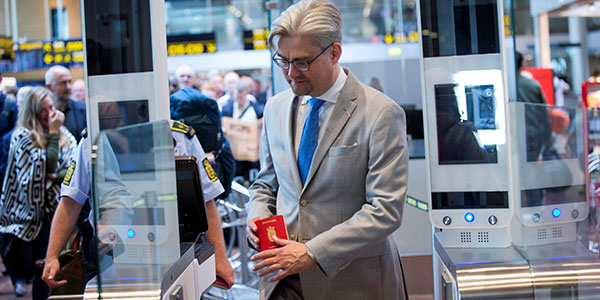 Copenhagen Airport installs new automated passport control e-gates