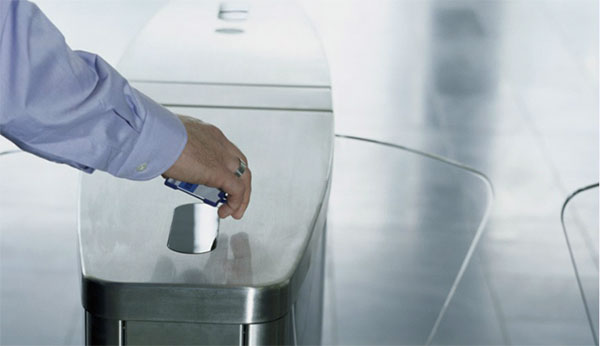 Melbourne Airport assessing the benefits of self-service boarding 