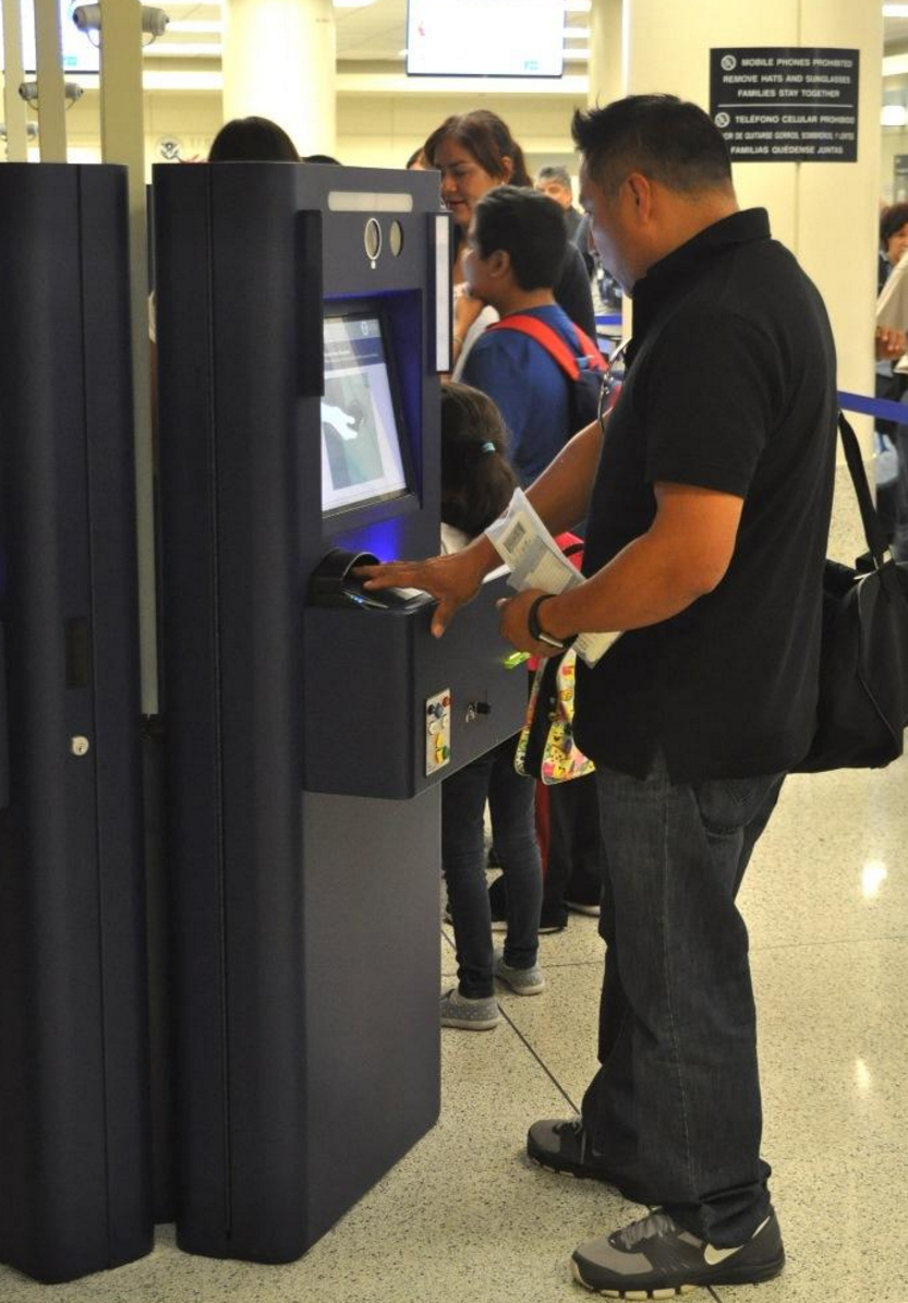 New APC and Global Entry kiosks installed at Chicago Midway Airport