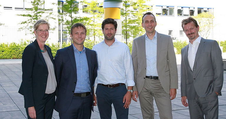 Members of the jury from left to right: Claudia Uhe (Fraport AG), Denis Eser (HYVE Innovation Community GmbH), Konstantin Gänge (Airbus), Johannes Sammann (Heinemann) und Markus Garn (Innovation Expert).