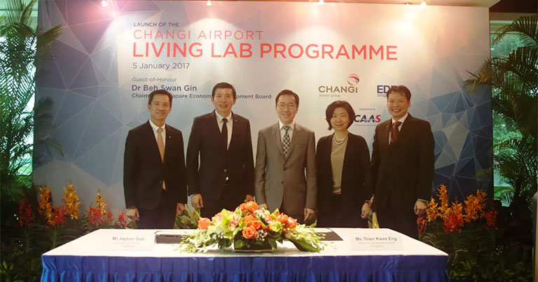 Jayson Goh, MD Airport Operations Management, CAG; Lee Seow Hiang, CEO, CAG; Beh Swan Gin, Chairman, EDB; Thien Kwee Eng, Assistant MD, EDB; and Bernard Siew, Vice President Airport Operations Management, CAG at the launch of the Living Lab Programme.