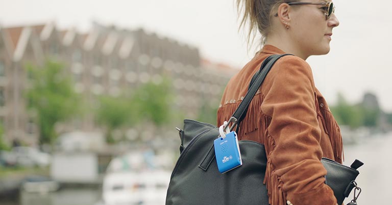 Location-aware KLM Care Tag to assist travellers in Amsterdam
