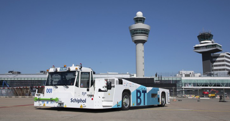 Schiphol and partners to begin sustainable aircraft taxiing trial