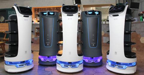 Belfast Airport and SSP trial service robots