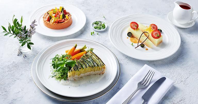 Emirates updates onboard menu with investment in new vegan choices