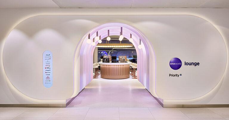 Schiphol welcomes opening of two new lounges by oneworld alliance and Swissport for “a luxurious place to relax”