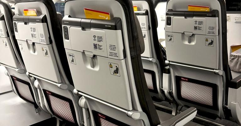 Iberia partners with RECARO on innovative trial of sustainable aircraft seating features